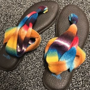 Sanuk sandals